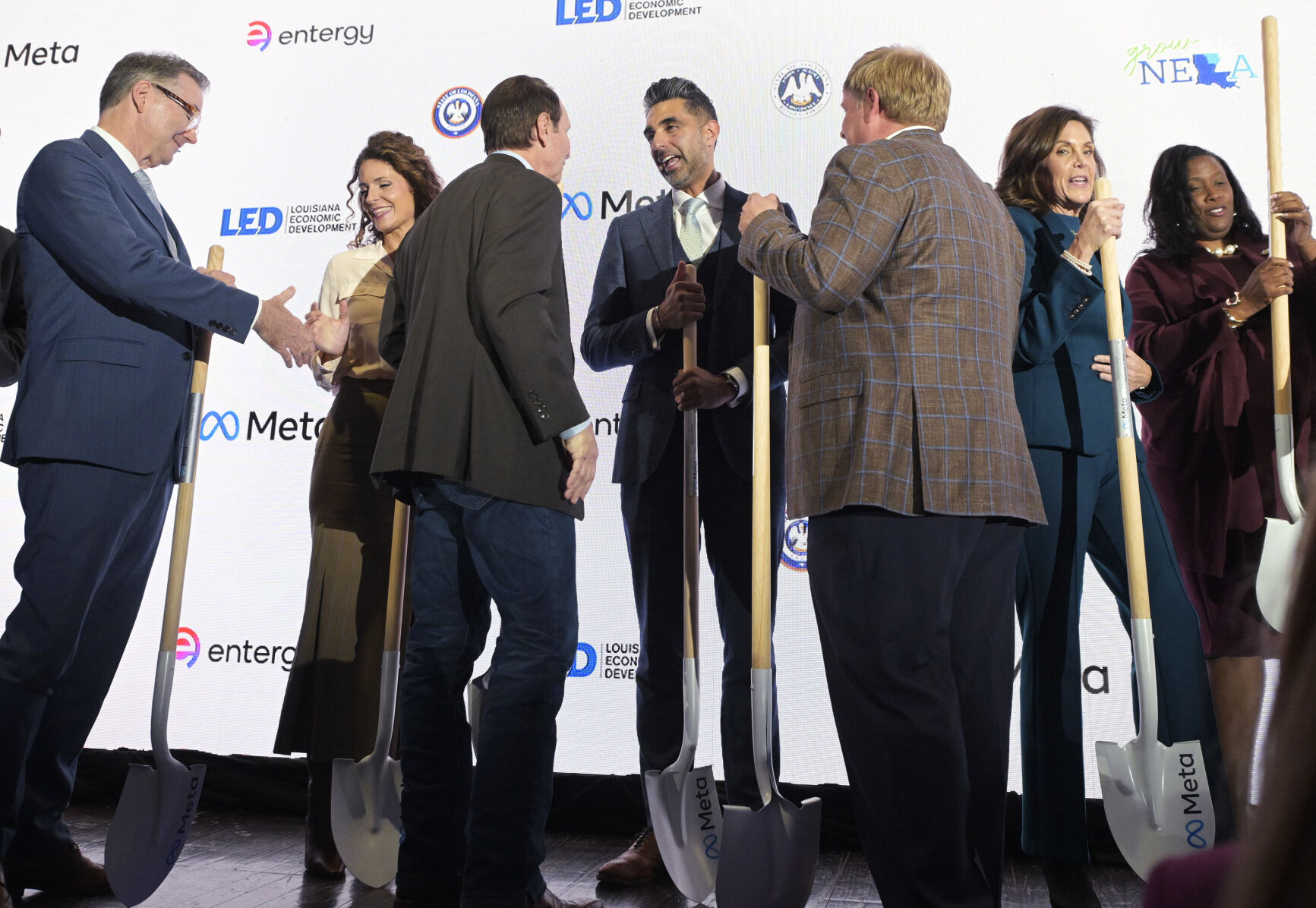 SB.meta.120324.jmp.1152.jpg
